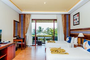 Ngwe Saung Yacht Club & Resort