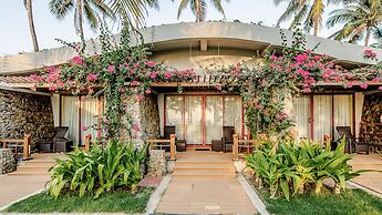 Ngwe Saung Yacht Club & Resort