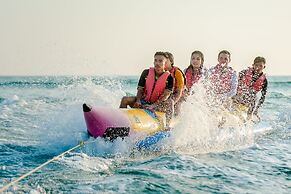 Ngwe Saung Yacht Club & Resort