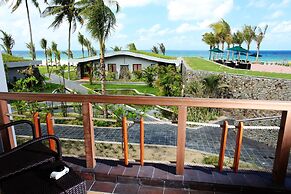 Ngwe Saung Yacht Club & Resort