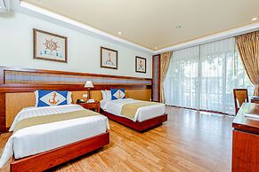 Ngwe Saung Yacht Club & Resort