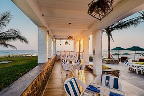 Ngwe Saung Yacht Club & Resort