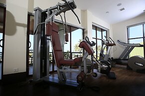 Ngwe Saung Yacht Club & Resort