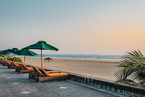 Ngwe Saung Yacht Club & Resort
