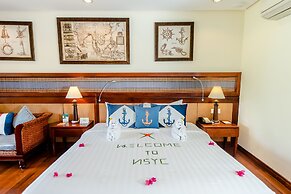 Ngwe Saung Yacht Club & Resort