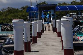 Iguana Crossing Boutique Hotel