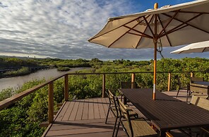 Iguana Crossing Boutique Hotel