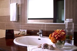 Iguana Crossing Boutique Hotel