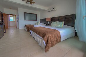 Iguana Crossing Boutique Hotel