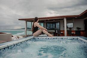 Iguana Crossing Boutique Hotel