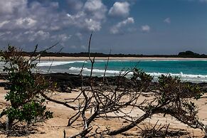 Iguana Crossing Boutique Hotel