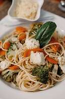 Iguana Crossing Boutique Hotel