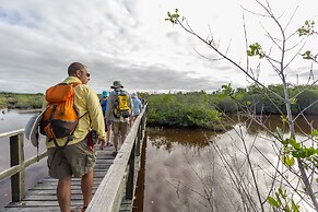 Iguana Crossing Boutique Hotel