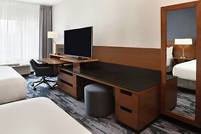 Fairfield Inn & Suites by Marriott Calgary Downtown