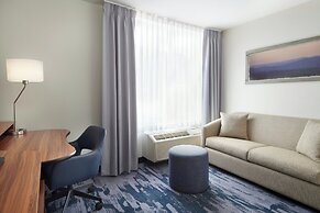 Fairfield Inn & Suites by Marriott Calgary Downtown