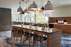 Fairfield Inn & Suites by Marriott Calgary Downtown