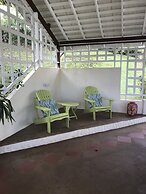 Sugarapple Inn