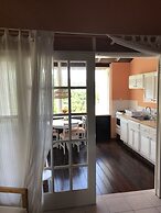Sugarapple Inn