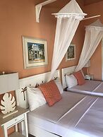 Sugarapple Inn