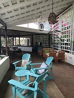 Sugarapple Inn