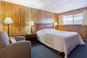 Knob Hill Motor Lodge – Hillsville