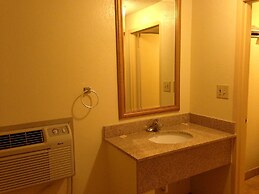 Diamond Inn and Suites