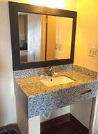 Diamond Inn and Suites