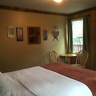 McKinley Creekside Cabins