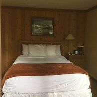 McKinley Creekside Cabins