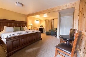 McKinley Creekside Cabins