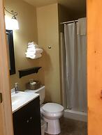 McKinley Creekside Cabins