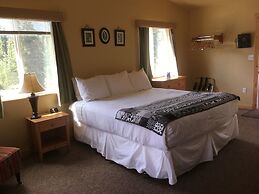 McKinley Creekside Cabins