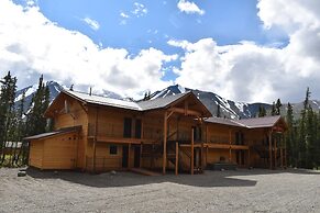 McKinley Creekside Cabins