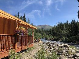 McKinley Creekside Cabins