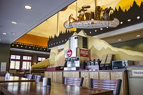 Old Faithful Snow Lodge & Cabins - Inside the Park