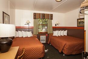 Swiftcurrent Motor Inn and Cabins - Inside the Park