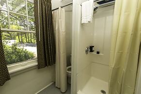 Swiftcurrent Motor Inn and Cabins - Inside the Park