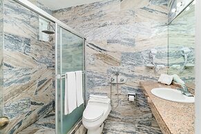 Torres de Alba Hotel & Suites