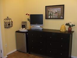 Honey Farm Bed & Breakfast