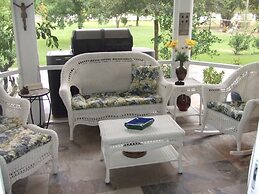 Honey Farm Bed & Breakfast