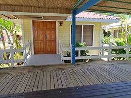 Las Palmas Beach Hotel