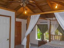 Las Palmas Beach Hotel