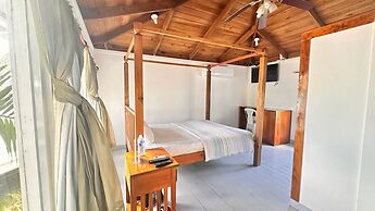 Las Palmas Beach Hotel