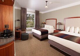 Mammoth Hot Springs & Cabins - Inside the Park