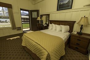 Many Glacier Hotel - Inside the Park