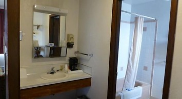 Umatilla Inn and Suites