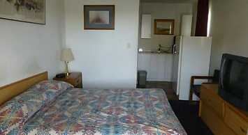 Umatilla Inn and Suites