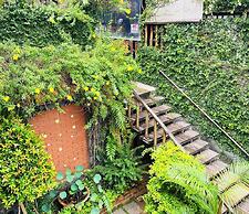 Dong Xuan Hong Hotel