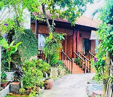 Dong Xuan Hong Hotel