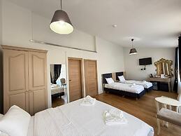 Hotel Next2